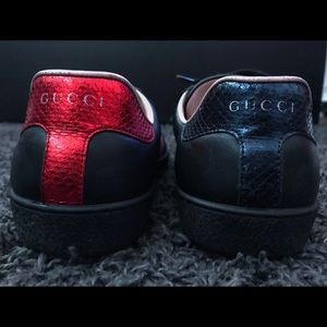 Gucci - Men's Ace embroidered sneaker
